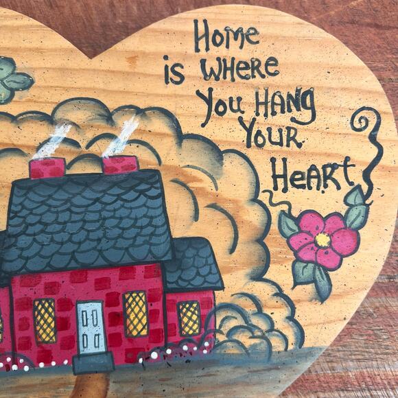 Vintage 80s Wooden Heart Wall Plaque “Home Is Where You Hang Your Heart” Sign - Picture 10 of 15